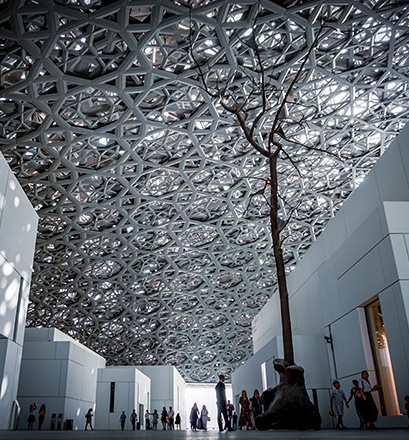 Immerse yourself in the culture of Abu Dhabi 