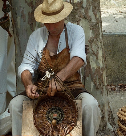  Entdecken Sie traditionelle Handwerkskunst 