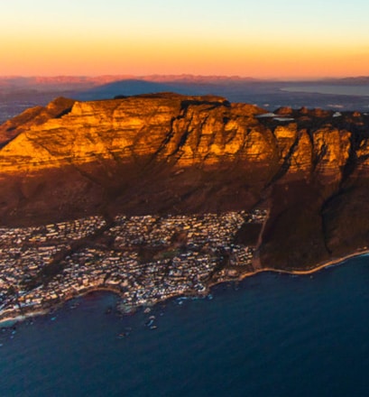 Genießen Sie die Aussicht vom Tafelberg – Kapstadt 